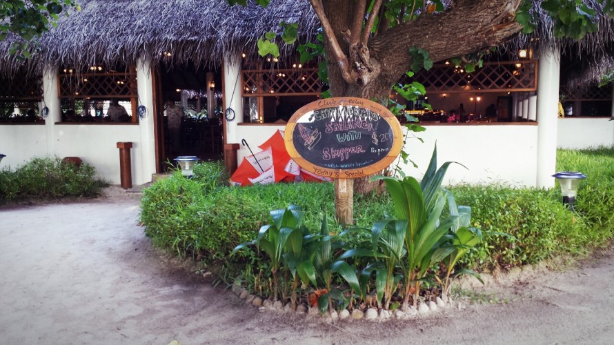 My Weekend in Maldives Fihalhohi