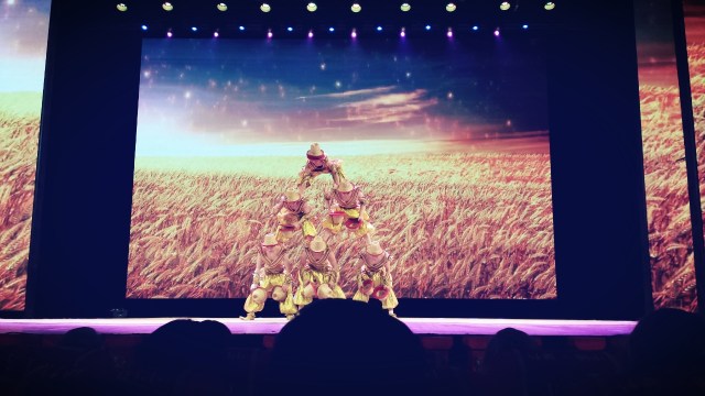 Beijing Springtime Story Chaoyang Theatre Acrobatic Show