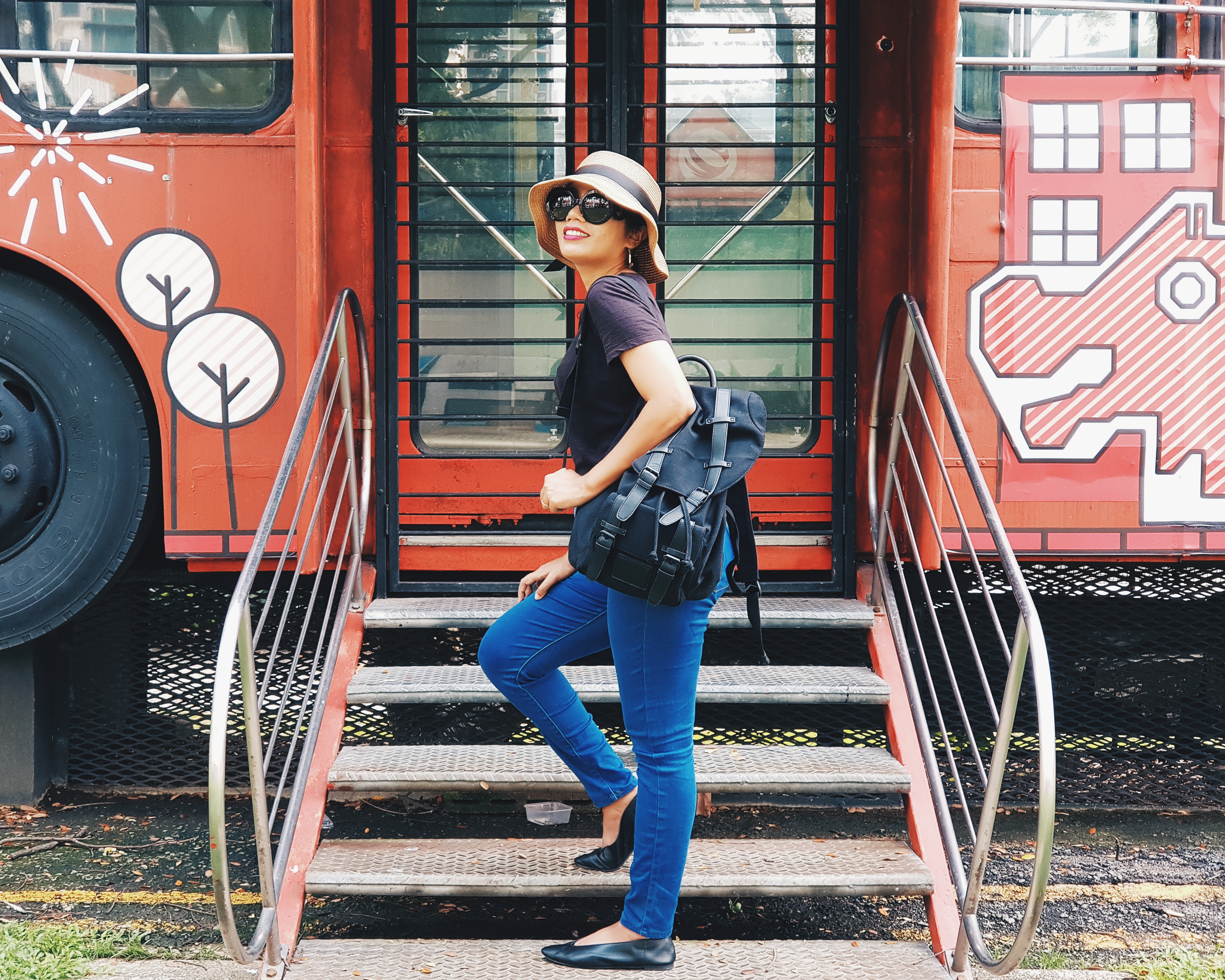 Gaston Luga Classic Black Travel Backpack