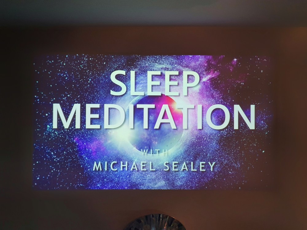 LUMOS NANO Portable Projector Review