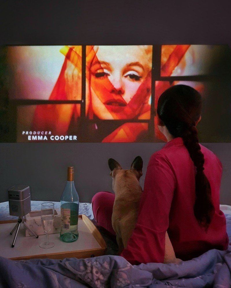 LUMOS NANO Portable Projector Review