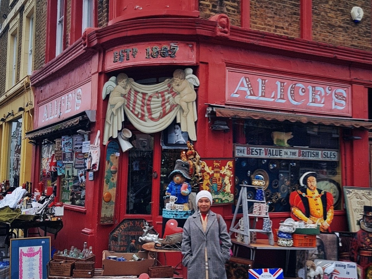 A Guide to Shopping in Portobello Market&nbsp;London