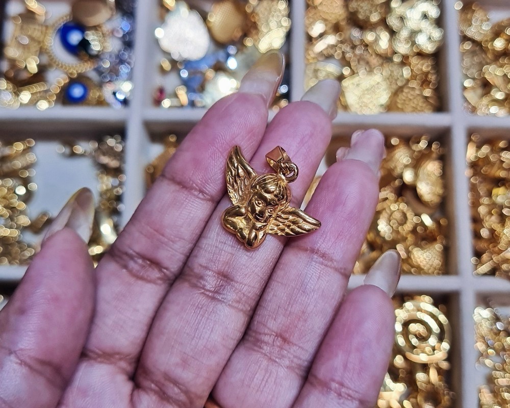 DIY Charm Bracelet at Echo Vintage