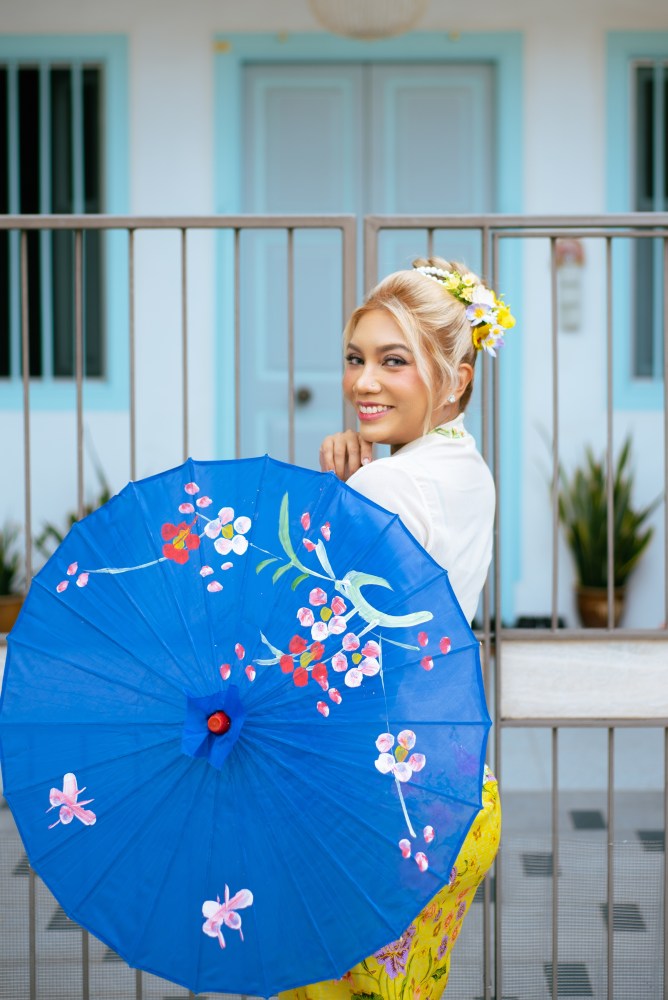 Nonya Peranakan Photoshoot in Singapore Peranakan Mansion