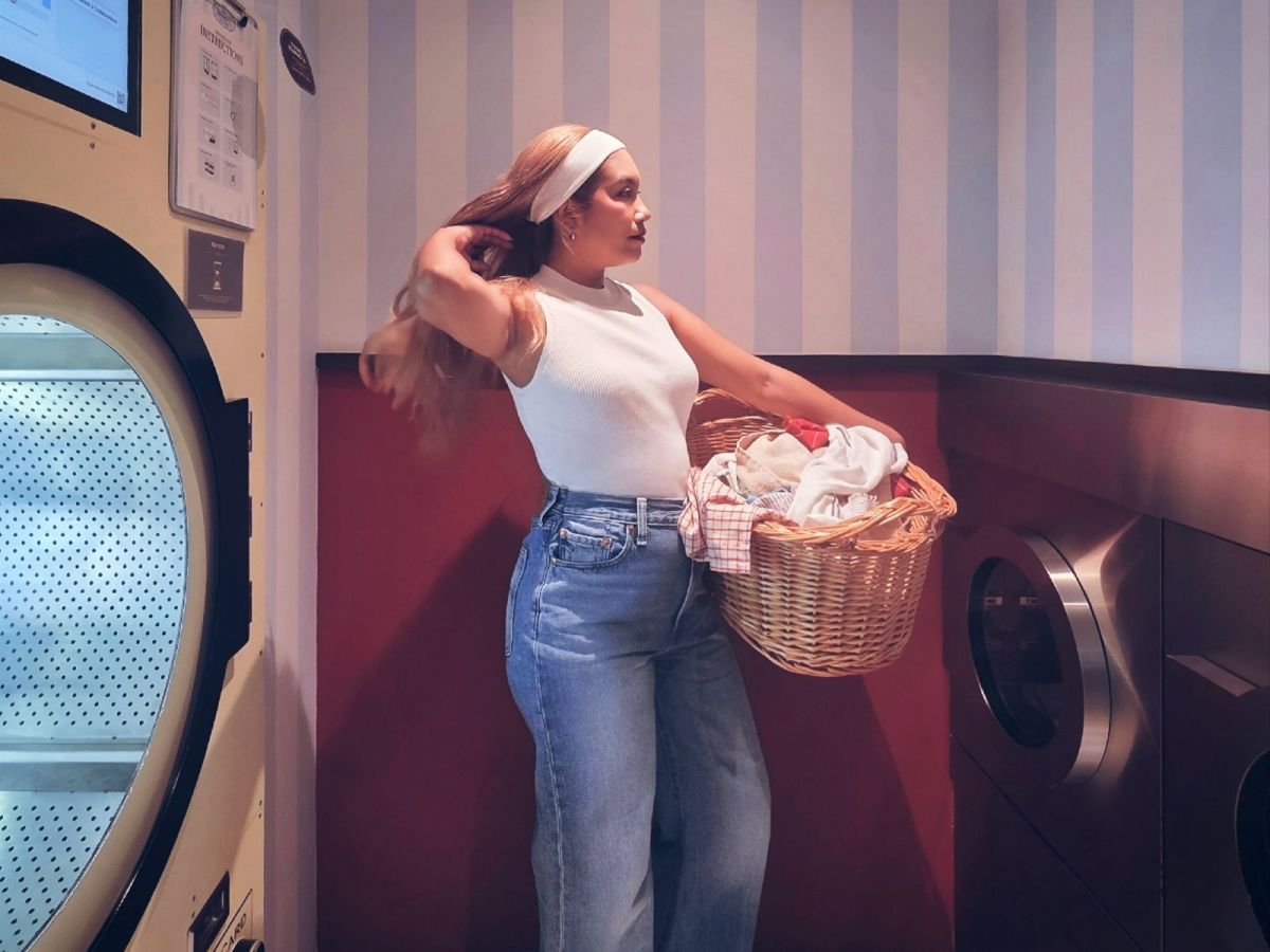 Levi’s Ribcage Wide Leg Jeans: The Vintage-Inspired Fit