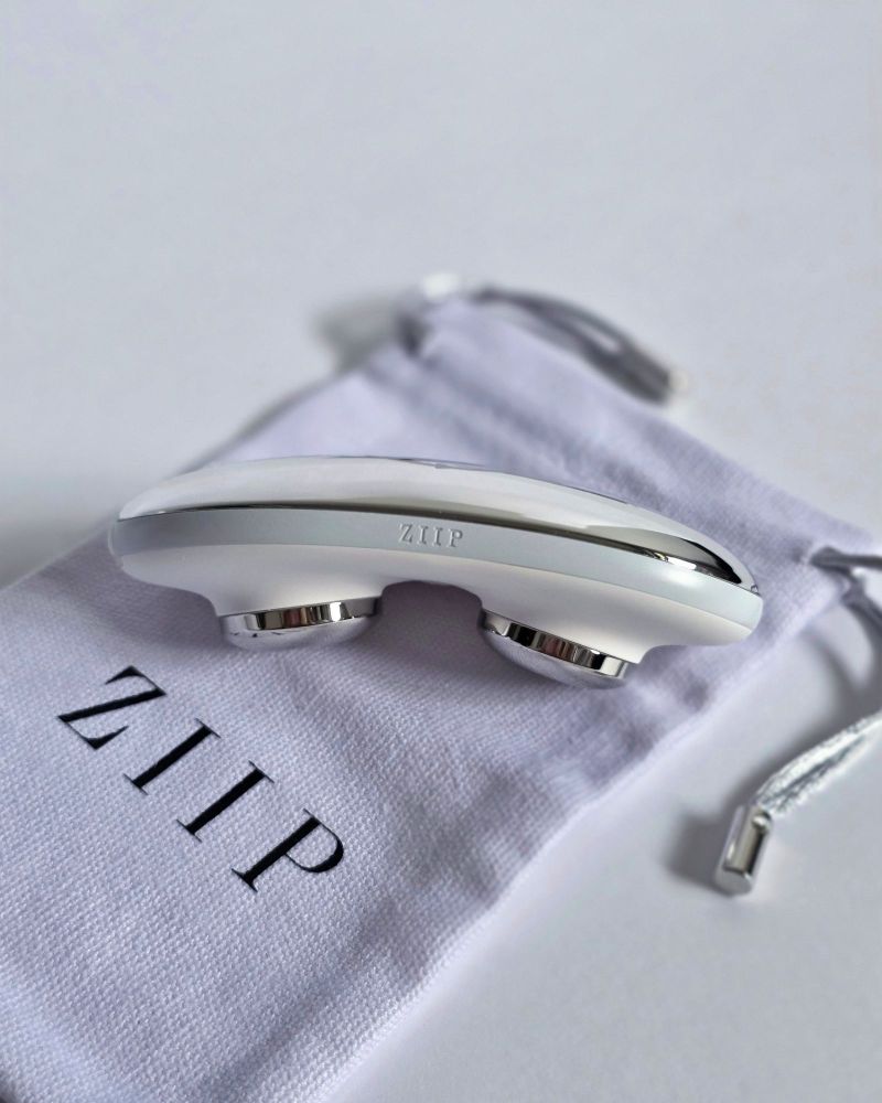 ZIIP HALO: A Microcurrent Facial Device for Sculpting and Tightening at Home